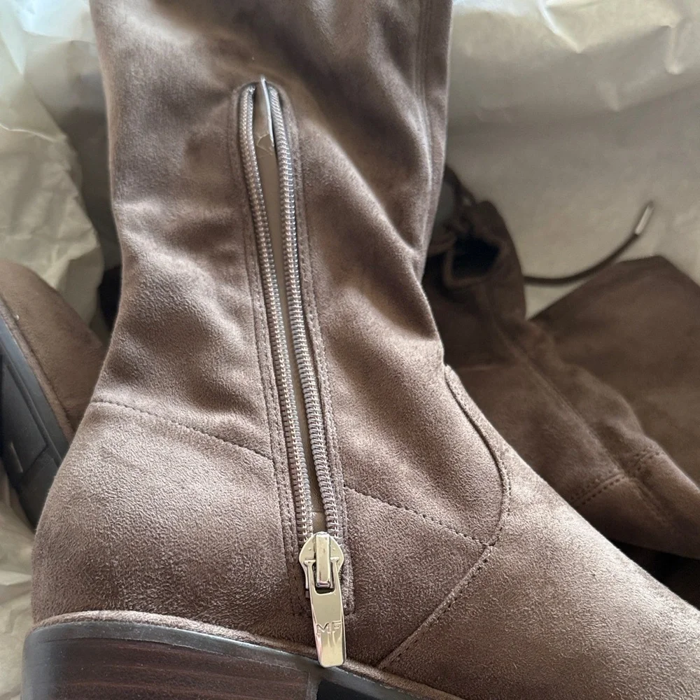 Marc Fisher elegant taupe